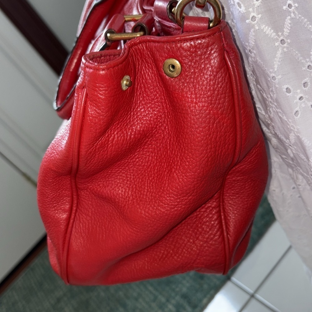 Marc Jacobs satchel shoulder /Crossbody bag leather holiday red 3 compartment - Picture 6 of 17